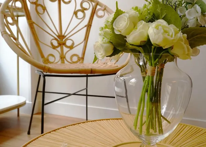 Le Montmartre Saint Pierre Hotel Paris