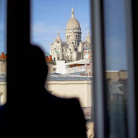 Le Montmartre Saint Pierre 3* Paříž
