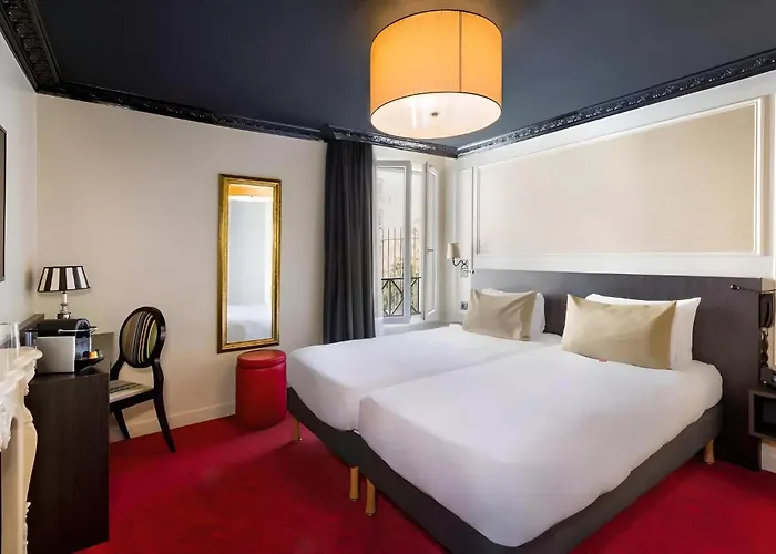 Le Montmartre Saint Pierre Hotel