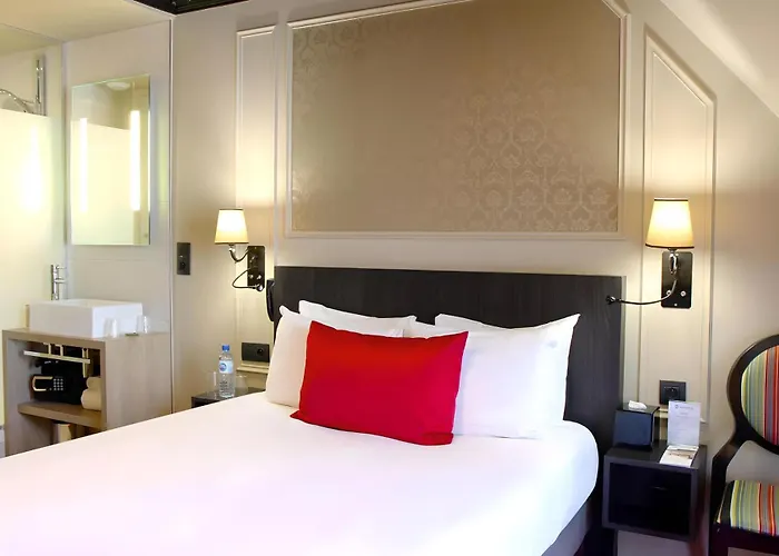 Le Montmartre Saint Pierre 3*