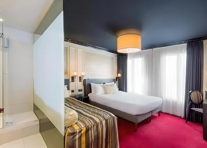 Le Montmartre Saint Pierre Otel Paris